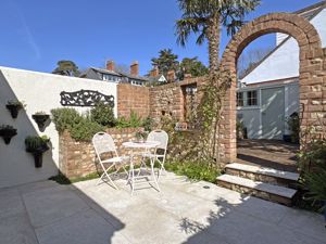 Photo 26- click for photo gallery